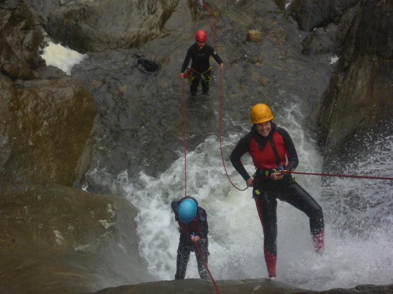 Canyoning in chamana waterfalls, Tours in Ecuador