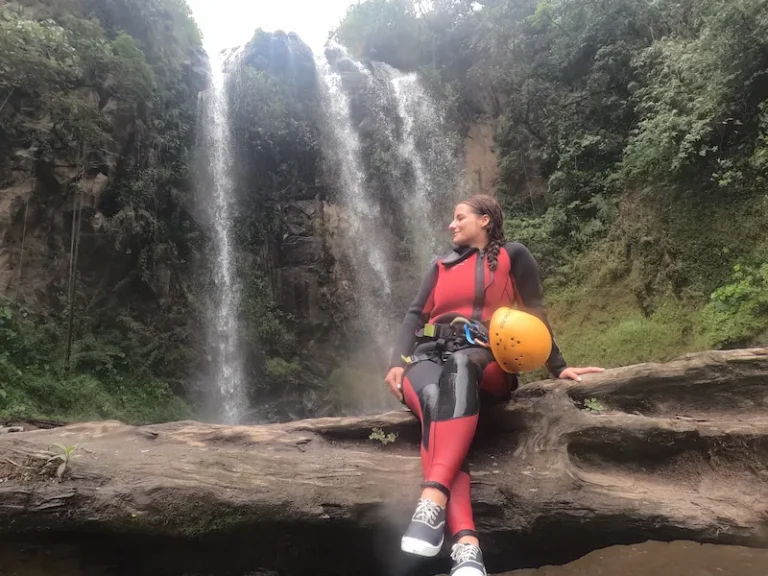 Canyoning Tour in Ecuador, Chamana Waterfalls