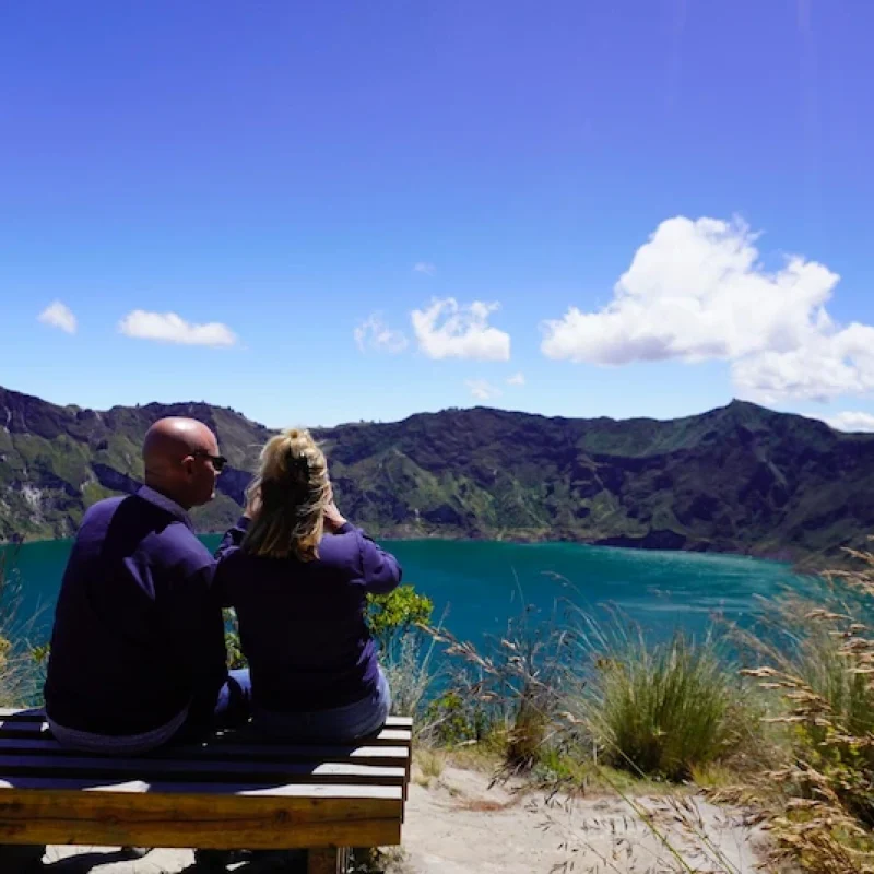 Tour Ecuador, Quilotoa lake in a Private 3 days tour in ecuador