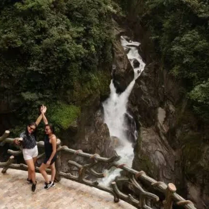 Discover the Pailon del Diablo in Baños